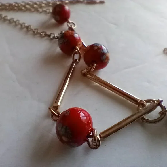 Vintage Older Signed Sarah Coventry Necklace - Picture 2 of 3